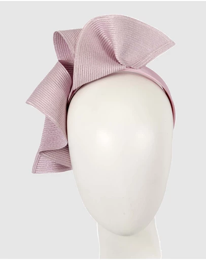 Max Alexander - Large Wavy Dusty Pink Racing Fascinator