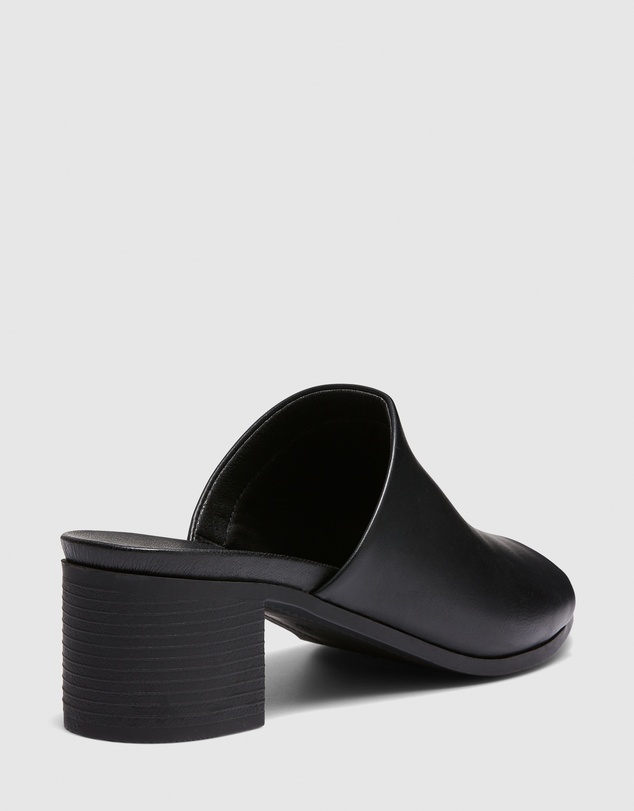 Novo - Fussy Mules