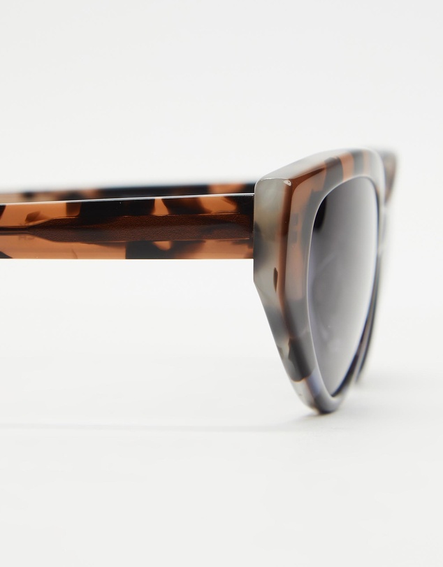DKNY - DK548S Sunglasses