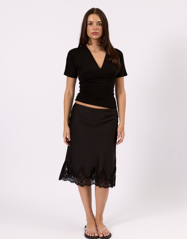 Style Addict - Mila Deep V Tee