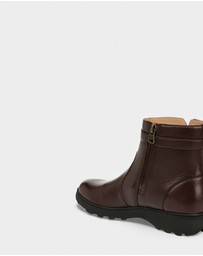 Vionic - Redding Outdoor Boot - Chocolate Ganache