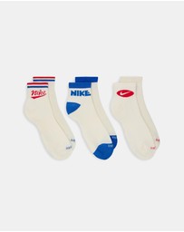 Nike - Nike Everyday Plus Ankle Socks (3 Pairs)