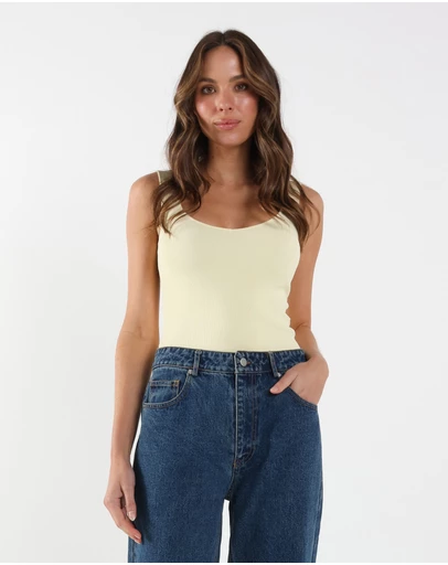 Madison The Label - Val Knit Top