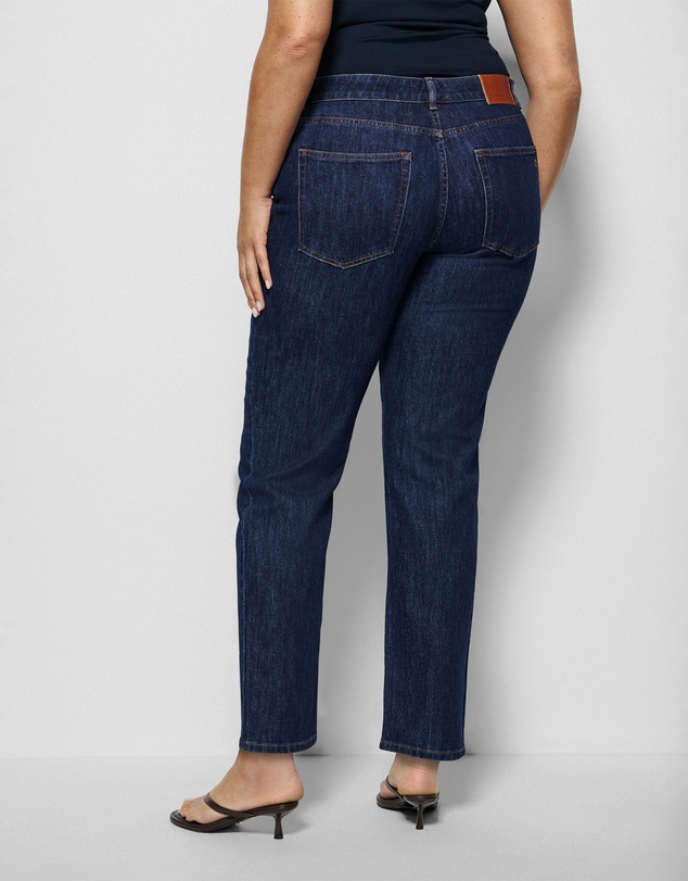 Commonry - The Mid Rise Slim Jean