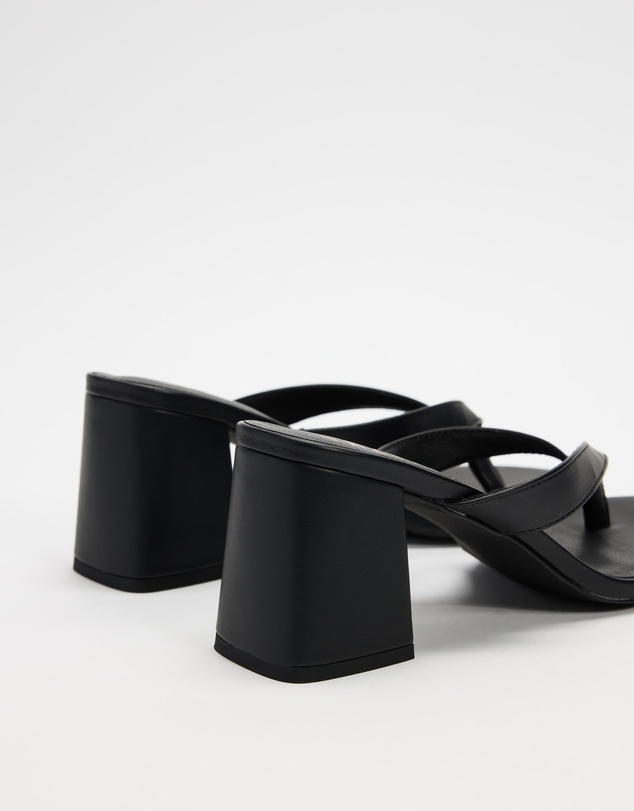 Dazie - Julia Block Thong Heels