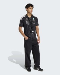 adidas Performance - MERCEDES - AMG PETRONAS FORMULA 1 TEAM DRIVER JERSEY Mens