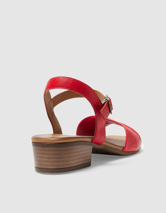Easy Steps - Maisy