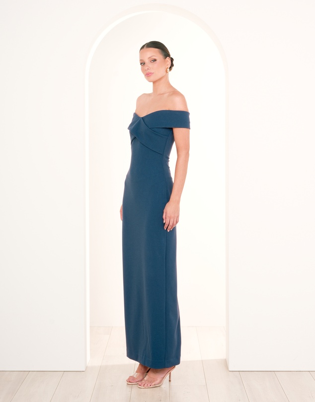 Pilgrim - Lucy Cold Shoulder Cross Gown
