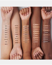 MAC - Studio Radiance 24Hr Luminous Lift Concealer