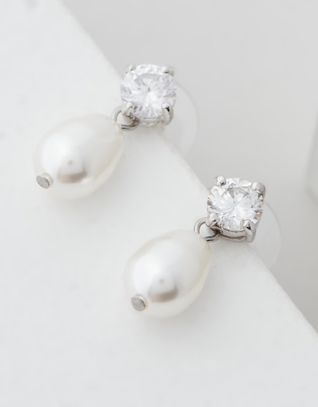 Stephanie Browne - Twinkle Pearl Earrings