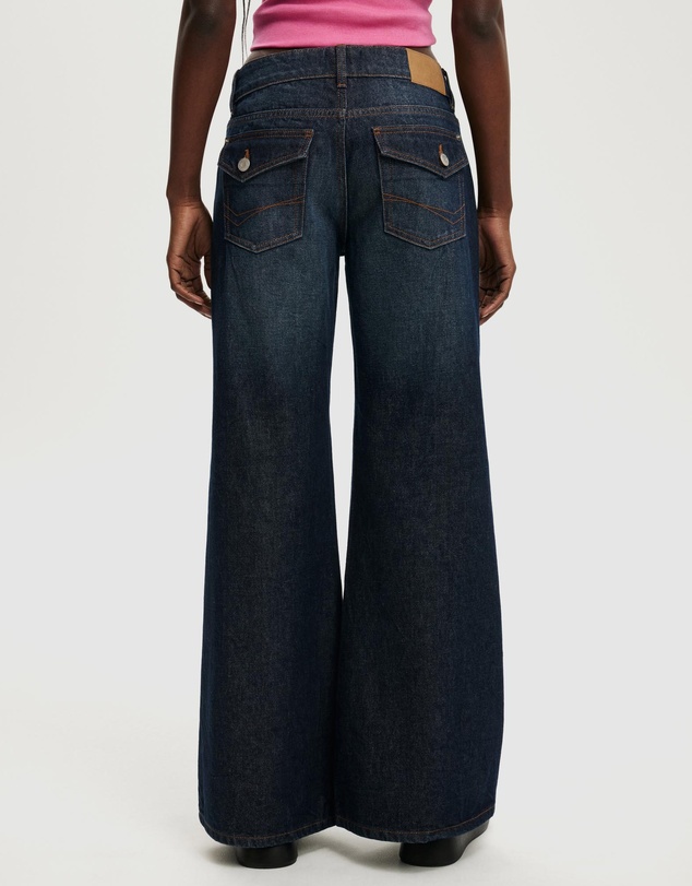 Cotton On - Ultra Low Flare Jeans