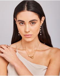 Zoe Olivia - Waterproof Classic Pearl Drop Stud Earring