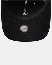 New Era - 9TWENTY New York Yankees Damaged Twill Cap