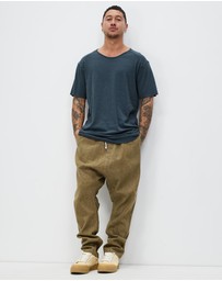 Surrounded By Ghosts - The Arsenic Relaxed Rib Knit Tail T-Shirt