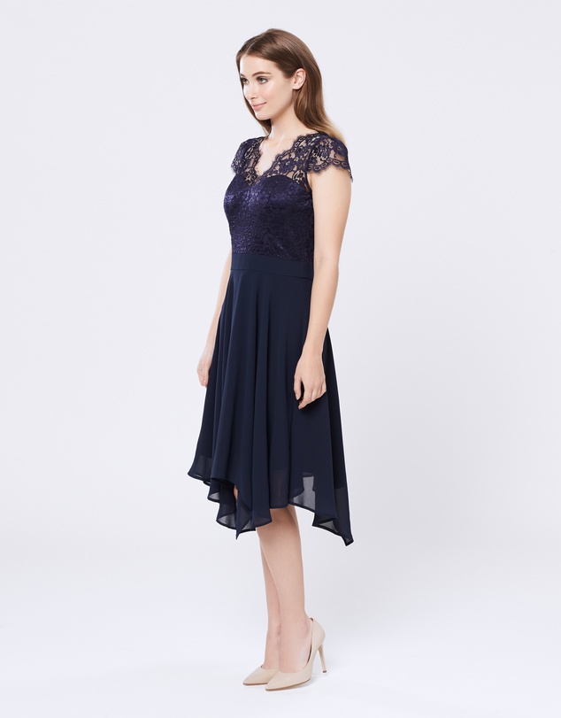 Review - CASINO ROYALE DRESS