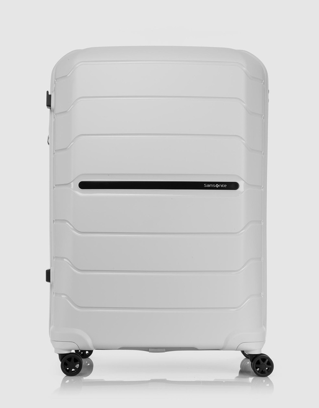 Samsonite - Oc2Lite 81cm Spinner Suitcase