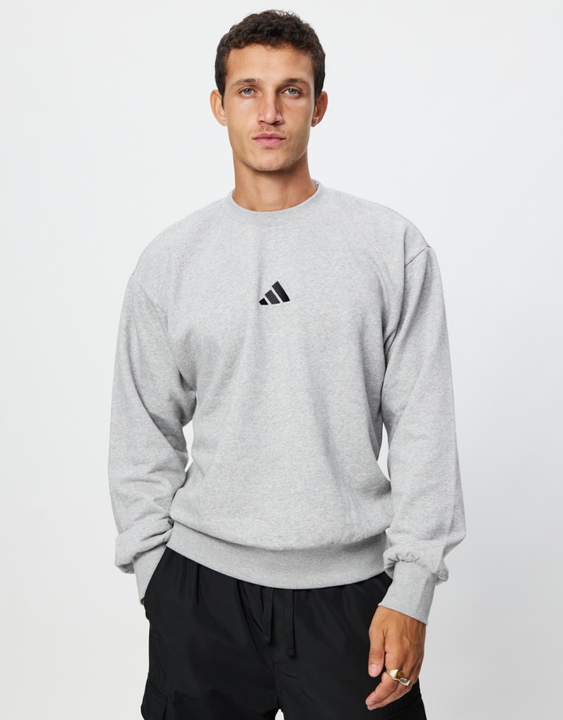 adidas Sportswear - Essentials Feelcozy Fleece Sweatshirt