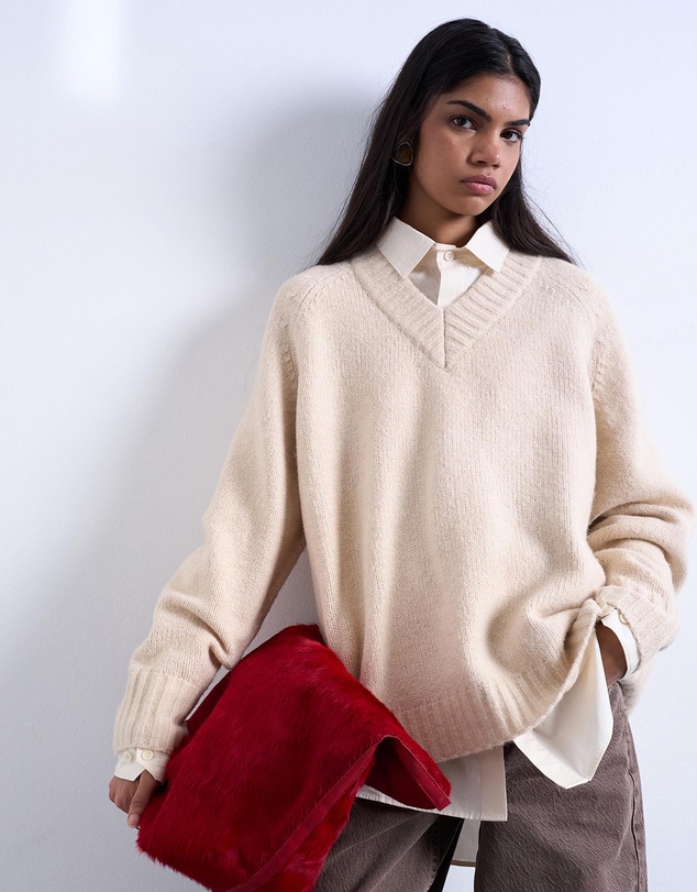TOPSHOP - Knitted Clean V-Neck Jumper