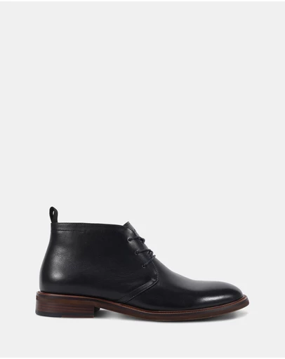 Clarks - Cross Black