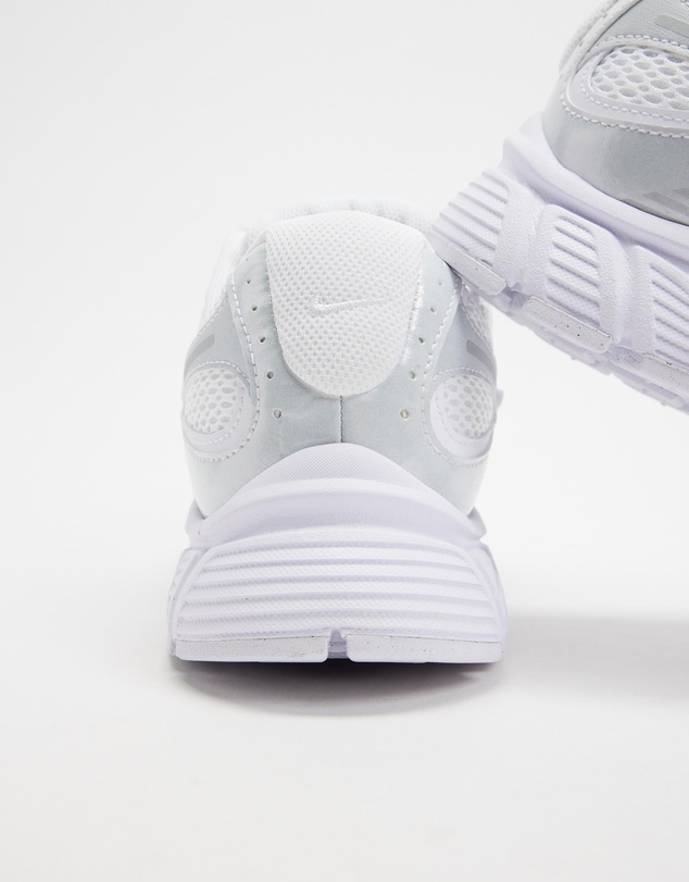 Nike - Nike V5 RNR - Men's