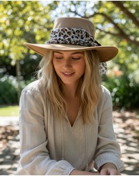 Jacaru - Jacaru 1022 Shady Lady Hat