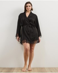 Atmos&Here Curvy - Pearl Lace Trim Satin Robe