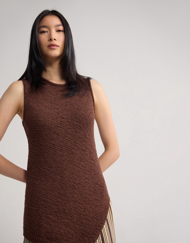 Oxford - Annalise Asymmetric Knit