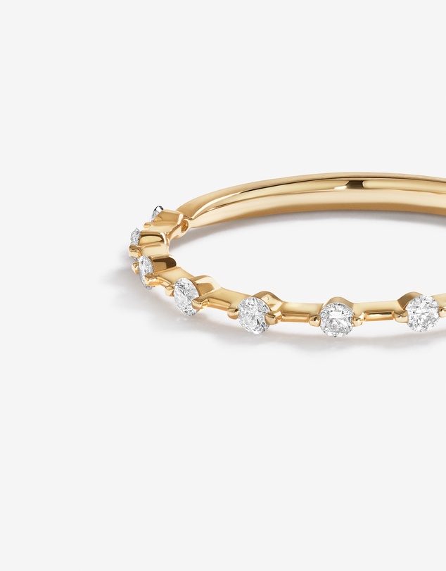 Michael Hill - 0.15 Carat TW Diamond Station Wedding Ring in 14kt Yellow Gold