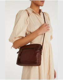Evity - Ari Leather Tassel Crossbody Bag