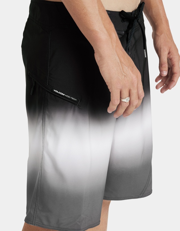 Volcom - Mens Vee Bee Mod 20