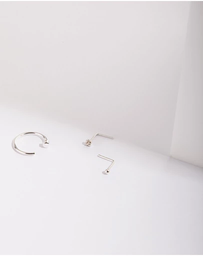 Lovisa - Sterling Silver Ball Diamante Nose Ring