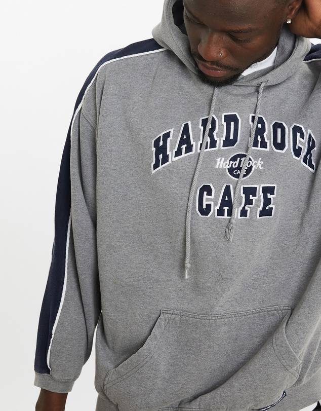 Vintage by The Real Deal - Pre Loved - Vintage 90s Hard Rock Cafe Hooded Sweatshirt