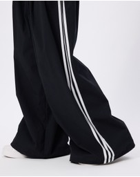 adidas Originals - Pleated Track Pants