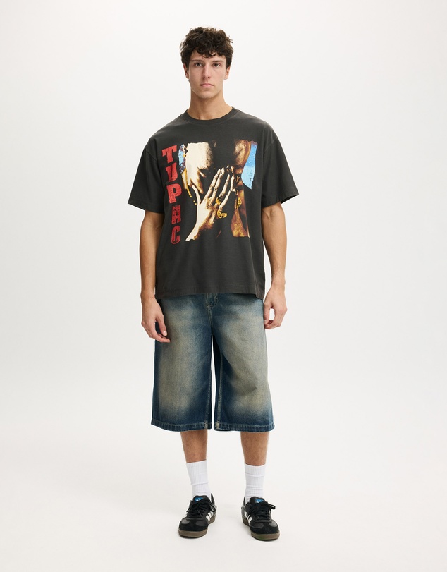 Cotton On - Box Fit Premium Music T-Shirt