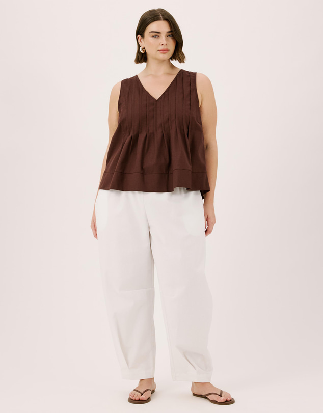 Atmos&Here Curvy - Rhea Linen Blend Pintuck Sleeveless Top