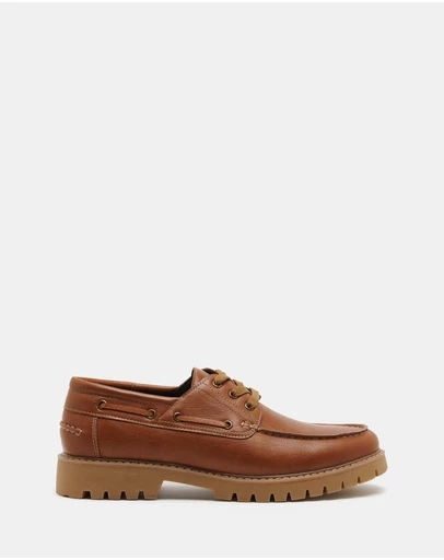 Uncut - Lexlen Boat Shoes