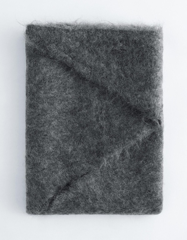 & Other Stories - Haley Hairy Triangle Scarf