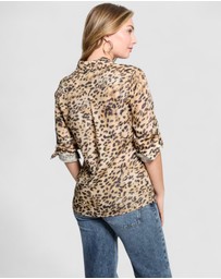 GUESS - Cheetah Print Enora Equipment Shirt