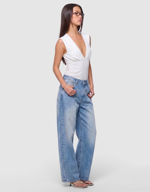 Abrand - 95 Barrel Crop Jeans - ICONIC EXCLUSIVE
