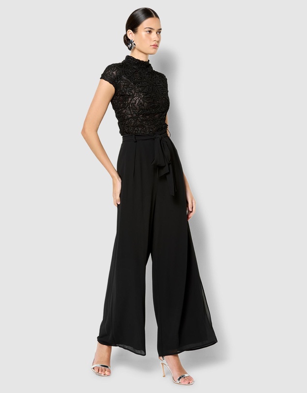 Montique - Kalli Lace Top