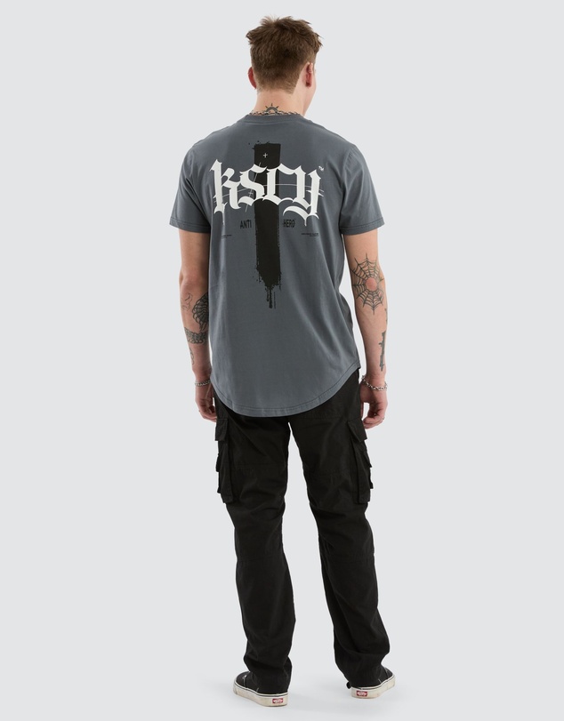 Kiss Chacey - Villain Dual Curved Tee