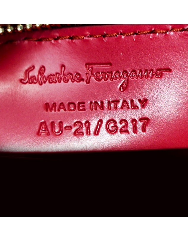 Pre-Loved by Azura Reborn - Pre-Loved Ferragamo Leather Vara Shoulder Bag