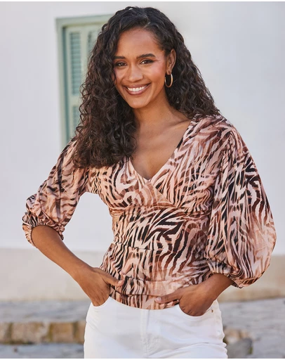 Sosandar - Plunge Neck Balloon Sleeve Top