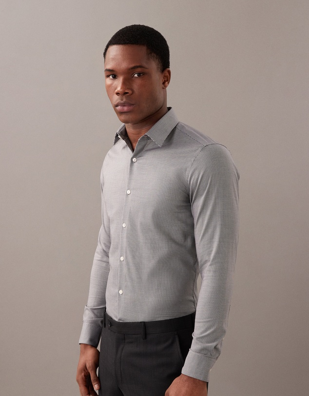 Calvin Klein - Slim Performance Dress Shirt
