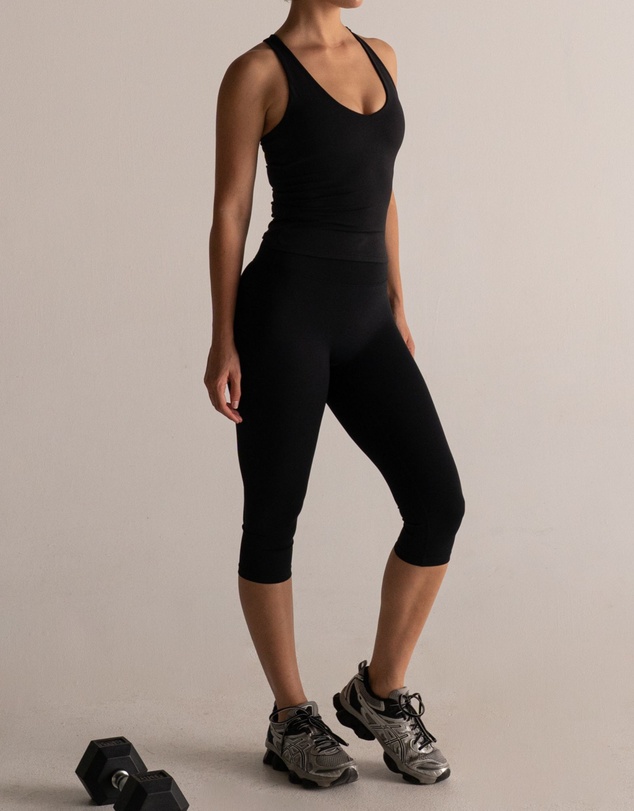 HyperLuxe The Label - Shape Capri Legging