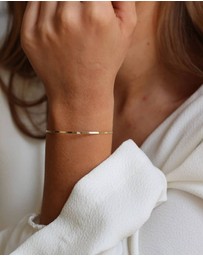Luna Rae - Solid Gold - Horizon Bangle