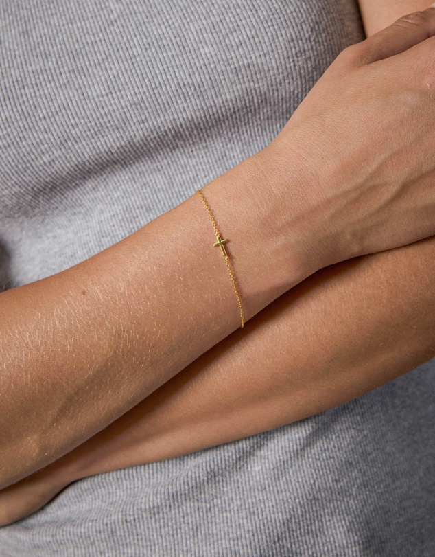 Bianc - Medium Cross Bracelet