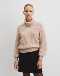 Country Road - Lofty Merino Wool Funnel Neck Knit