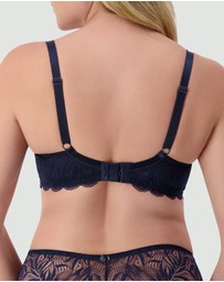 Triumph - Essential Lace Balconette Bra
