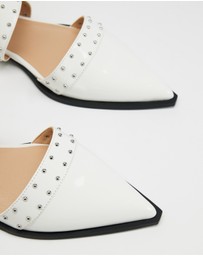 Dazie - Astra Studded Flats